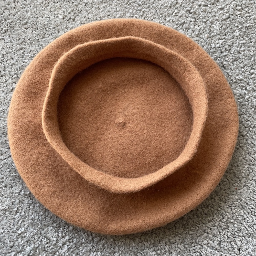 Wool beret - Picture 2 of 4